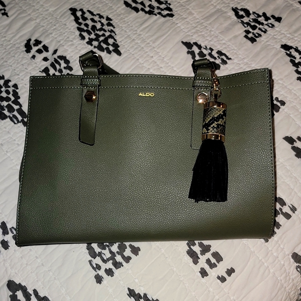 Handbag
